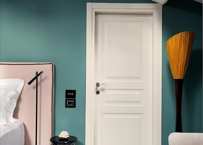 Hotel Nus Poerio