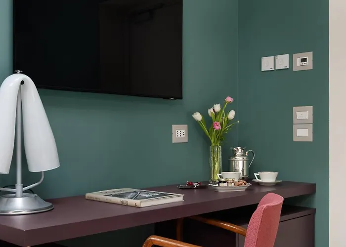 Hotel Nus Poerio Roma