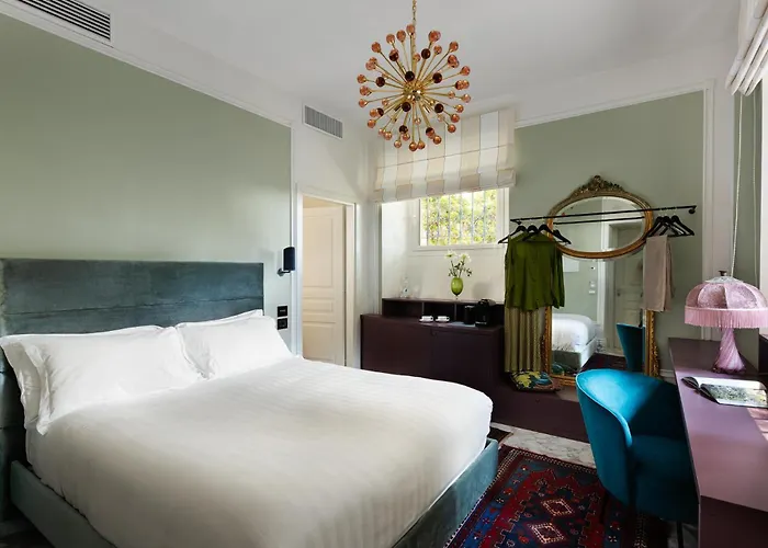 Hotel Nus Poerio 4*